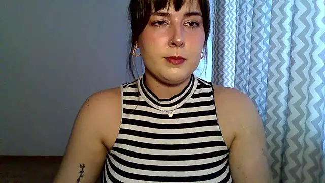 Snapshot of ClaraHard chatting on June 2026 04:46:01 PM ClaraHard online show from June 2026 04:46:01 PM