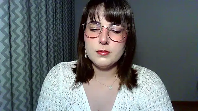 Snapshot of ClaraHard chatting on July 2026 07:05:02 PM ClaraHard online show from July 2026 07:05:02 PM