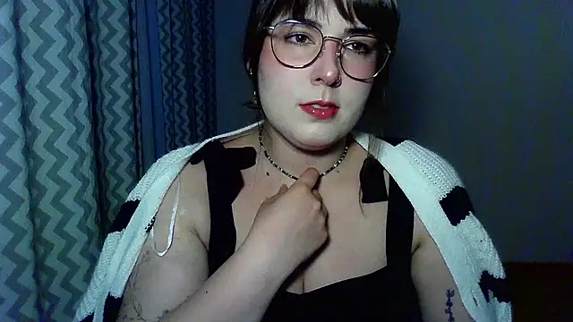 Snapshot of ClaraHard chatting on July 2026 06:43:02 PM ClaraHard online show from July 2026 06:43:02 PM