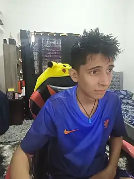 gomitaboy1 online show from June 2026 06:58:02 PM