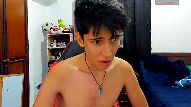gomitaboy1 online show from July 2026 05:22:02 PM