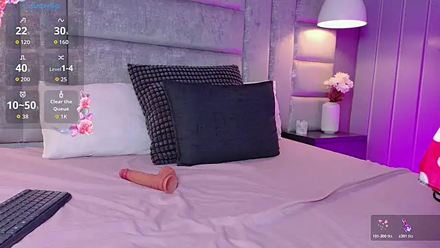 PaulaVegaa online show from April 2026 03:06:01 PM