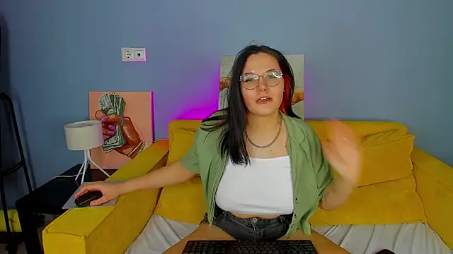 Sara Spans online show from March 2026 01:24:02 AM