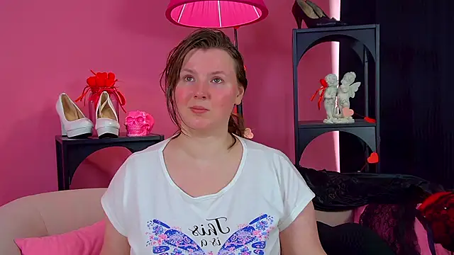 MelodyMoores online show from May 2026 06:30:01 AM