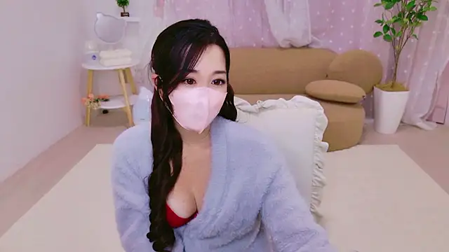 Snapshot of YURIKAsan_ chatting on April 2026 02:03:02 PM YURIKAsan online show from April 2026 02:03:02 PM