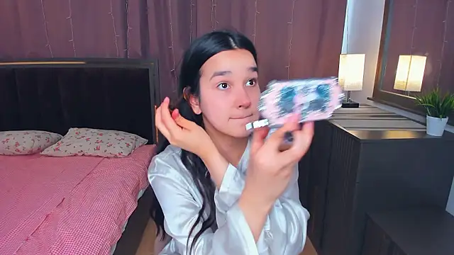 ShawtyCelina online show from March 2026 11:54:01 AM