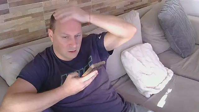 lustonfan online show from May 2026 01:28:01 PM