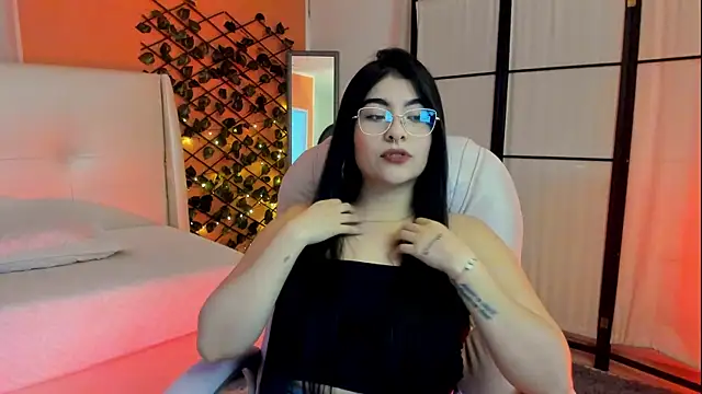 HannaLee333 online show from March 2026 10:42:01 PM