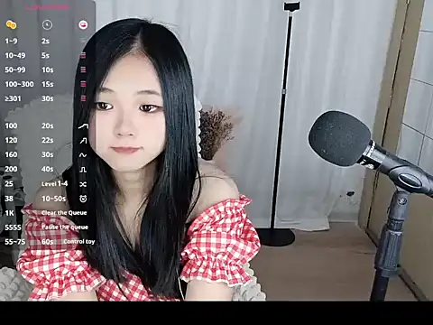 Noelle-2007 online show from March 2026 05:14:02 AM