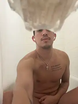 papichulo102099 online show from March 2026 06:30:02 AM