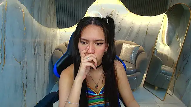 candy sky r online show from July 2026 03:09:02 AM