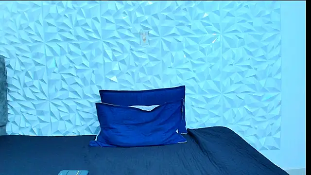 SOPHIA ZC online show from April 2026 07:20:02 PM