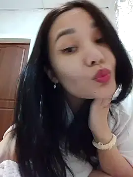 HollyXMolly online show from March 2026 07:19:02 PM