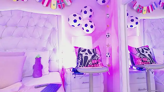MeganRoseh online show from July 2026 02:05:17 AM