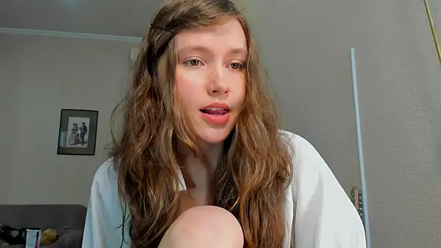 Snapshot of MaryannSofts chatting on May 2026 01:16:01 PM MaryannSofts online show from May 2026 01:16:01 PM