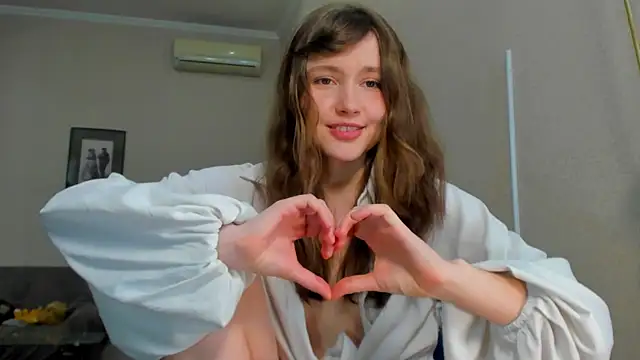 Snapshot of MaryannSofts chatting on May 2026 12:54:02 PM MaryannSofts online show from May 2026 12:54:02 PM