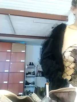 Snapshot of CynthiaMore chatting on May 2026 01:21:02 PM CynthiaMore online show from May 2026 01:21:02 PM