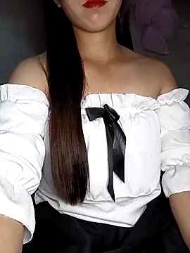 Snapshot of Fiona_2026 chatting on April 2026 02:03:02 PM Fiona 2026 online show from April 2026 02:03:02 PM