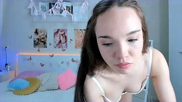 Snapshot of Milly_Lane chatting on May 2026 03:12:01 AM Milly Lane online show from May 2026 03:12:01 AM