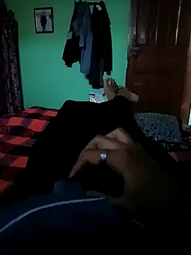 Snapshot of Daadimaa chatting on March 2026 11:18:01 AM Daadimaa online show from March 2026 11:18:01 AM