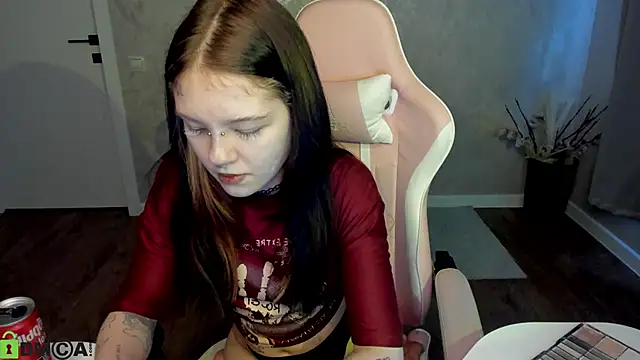 Snapshot of Lina-XD chatting on June 2026 08:41:01 AM Lina-XD online show from June 2026 08:41:01 AM
