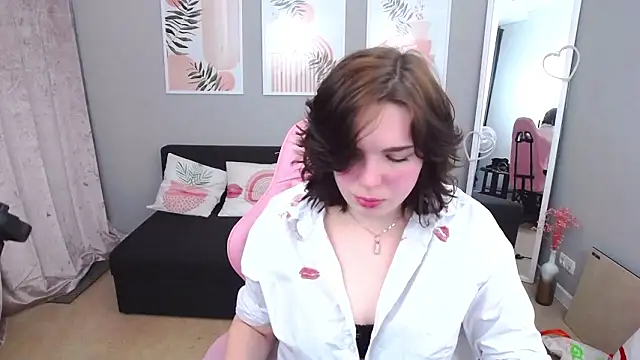 Snapshot of DanielaHot4u chatting on March 2026 01:52:01 PM DanielaHot4u online show from March 2026 01:52:01 PM