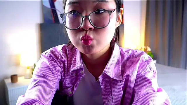 NelleMihalko online show from April 2026 11:15:01 AM