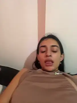 leilani X online show from April 2026 02:33:01 PM