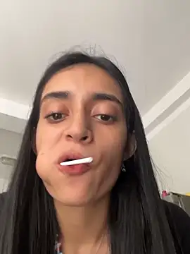 Snapshot of leilani_X chatting on May 2026 03:31:02 PM leilani X online show from May 2026 03:31:02 PM