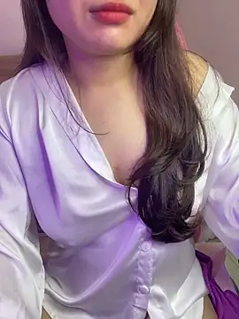 Snapshot of Meow_sexygirl chatting on May 2026 02:49:02 AM Meow sexygirl online show from May 2026 02:49:02 AM