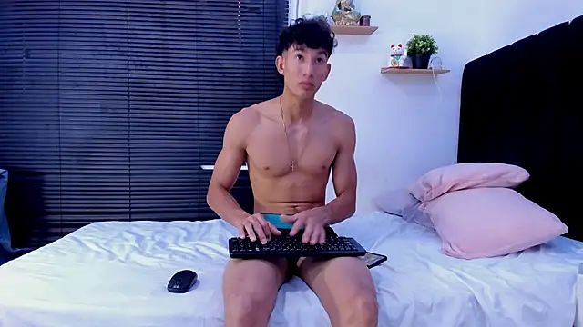 angel boy02 online show from May 2026 10:47:01 PM