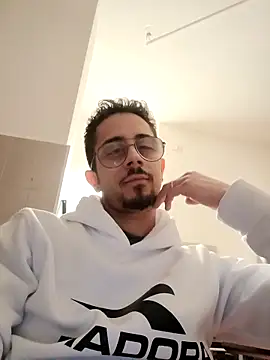 Snapshot of Provami93 chatting on March 2026 03:43:01 AM Provami93 online show from March 2026 03:43:01 AM