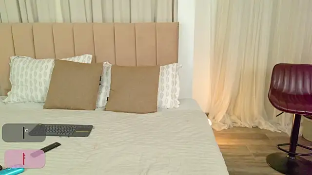 grace clarc online show from June 2026 03:27:01 PM