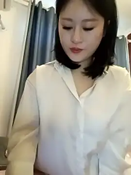 Snapshot of Yolanda9 chatting on March 2026 01:33:02 AM Yolanda9 online show from March 2026 01:33:02 AM