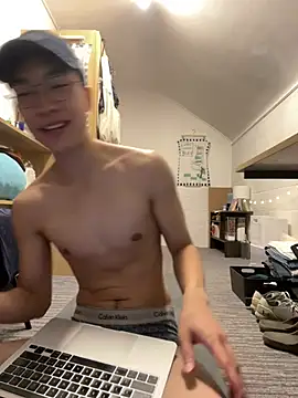 hoppyhops online show from July 2026 02:35:01 PM