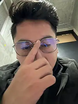 GoldenM95 online show from March 2026 09:15:02 AM