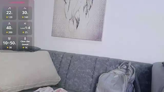 queen adhara online show from April 2026 12:12:01 PM