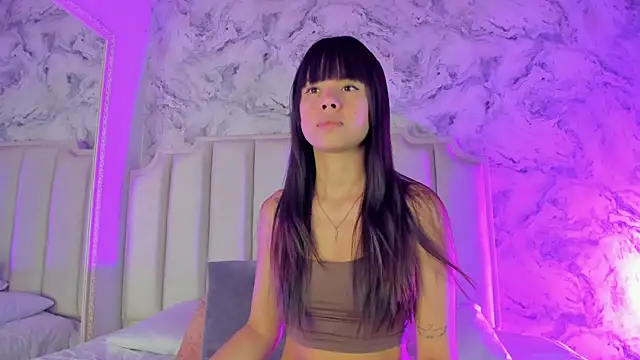 Tamara Ferrer online show from April 2026 11:18:02 AM