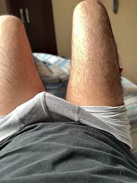 Cr1sXPorn online show from April 2026 04:32:02 PM