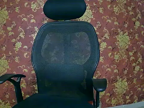 Rosy-Girl online show from April 2026 12:25:01 PM