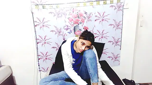 Snapshot of Luscious_Lexy chatting on July 2026 05:25:02 AM Luscious Lexy online show from July 2026 05:25:02 AM