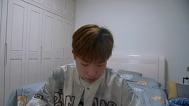 Similu-001 online show from March 2026 10:08:02 AM