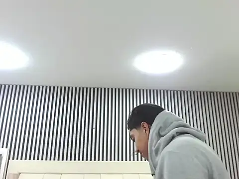 Alex Wolft online show from April 2026 11:36:01 AM