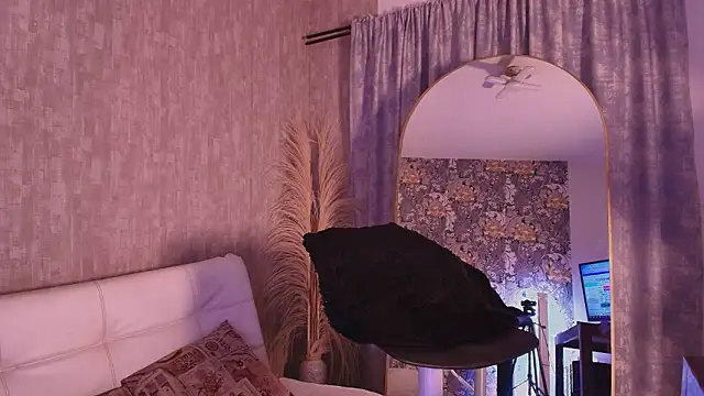 davis saint online show from March 2026 11:48:01 AM