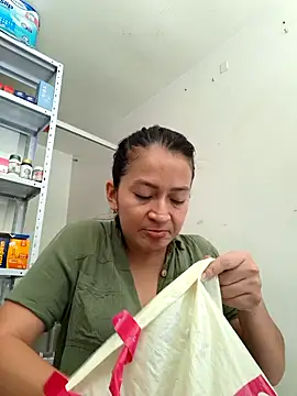 Snapshot of Dr_Edna_naughty chatting on June 2026 03:16:02 PM Dr Edna naughty online show from June 2026 03:16:02 PM