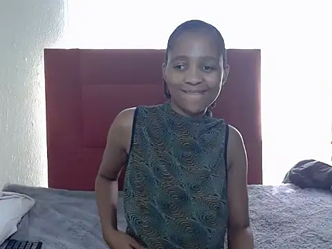 PrettyLilMommaX online show from March 2026 09:46:01 AM