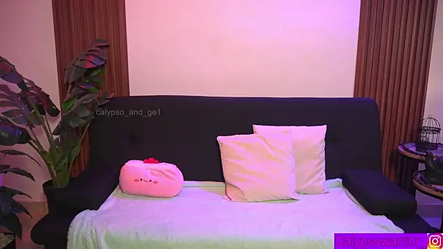 Snapshot of calypso_and_g2 chatting on June 2026 01:39:01 AM calypso and g2 online show from June 2026 01:39:01 AM