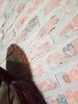 Yellow-pink online show from March 2026 12:50:02 AM