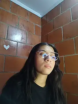 Amanda x1 online show from April 2026 09:12:01 PM