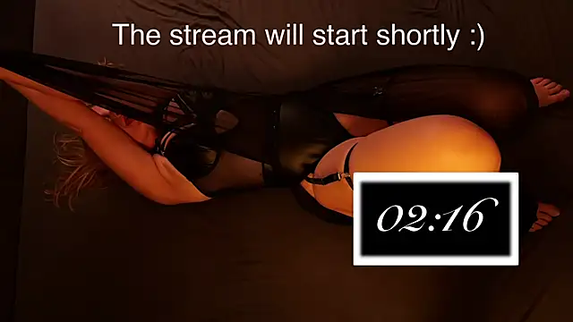 Julia and the cock online show from March 2026 05:52:02 PM